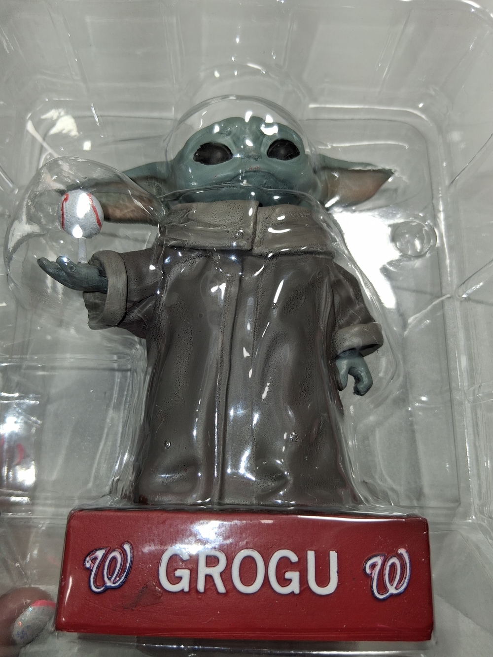 Star Wars Grogu Figure - Green, Brown, Red Base